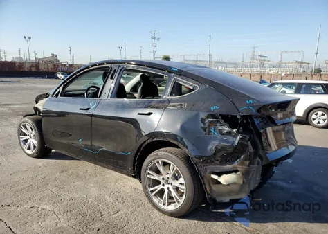 2024 Tesla Model Y from USA, damaged, VIN 7SAYGDEE3RA241964
